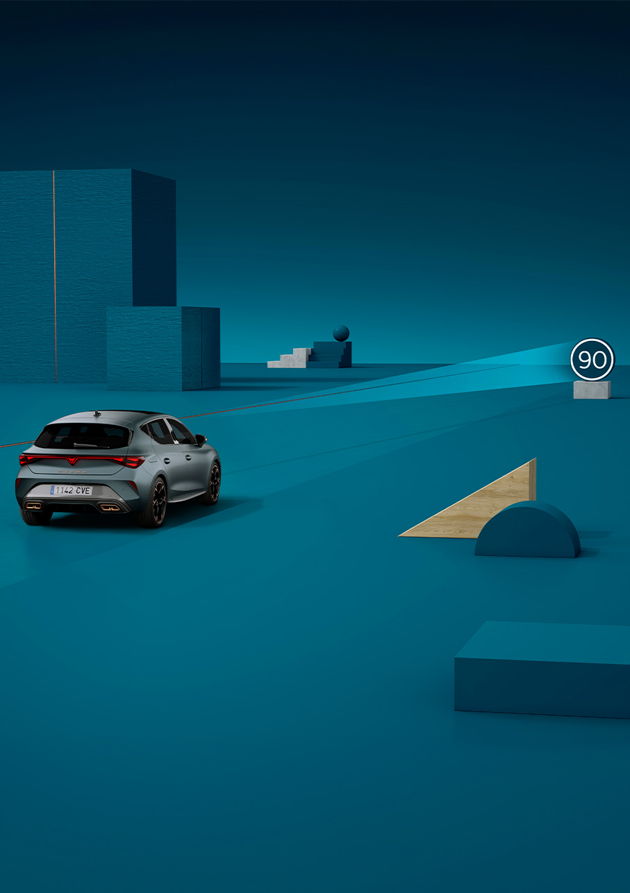 Come utilizzare la tecnologia del Traffic Sign Recognition sulla nuova CUPRA Leon 2024, video dimostrativo, sfondo blu